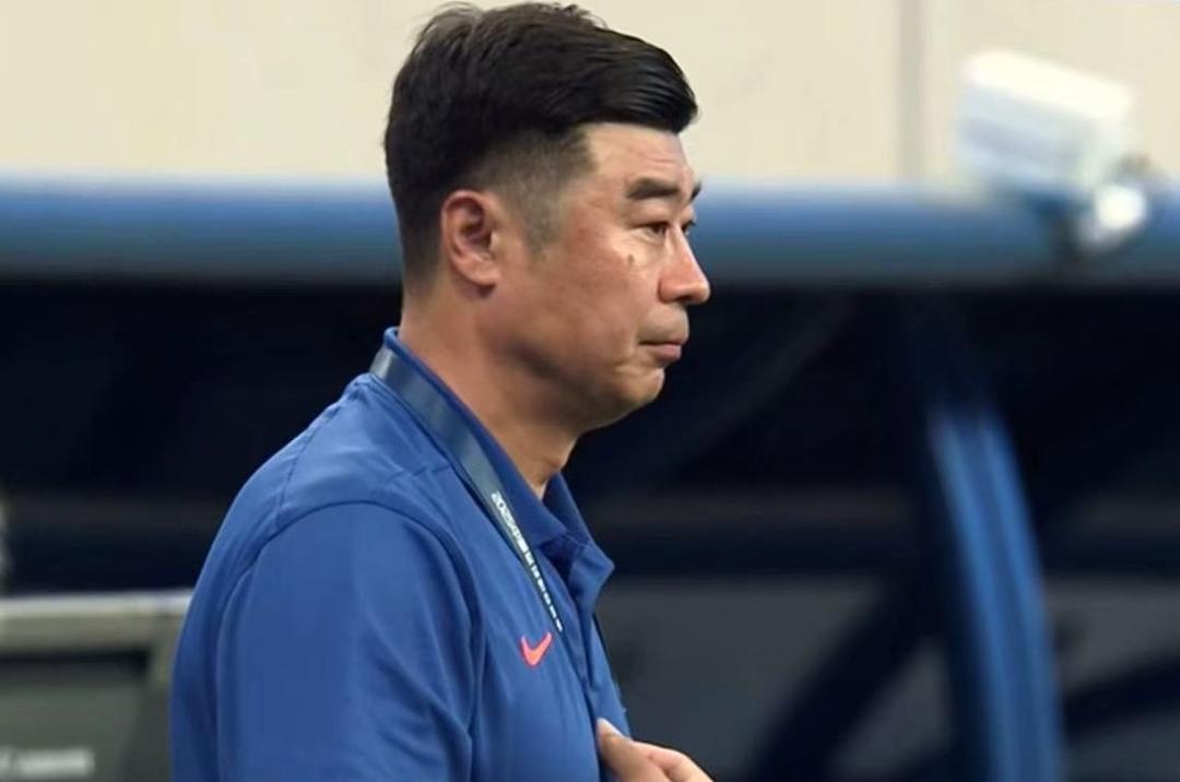 AA, 周的备战情 AA, 周的备战情