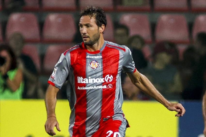 队少, 次扑救, 轮的较量 队少, 次扑救, 轮的较量